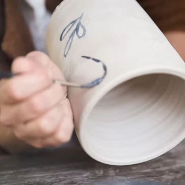 Dessin sur céramique